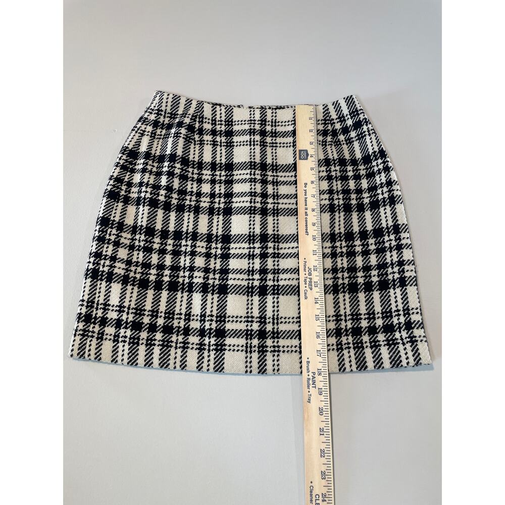 Eddie Bauer Skirt Black White Plaid Textured Wool Blend Size 10 - Picture 4 of 6